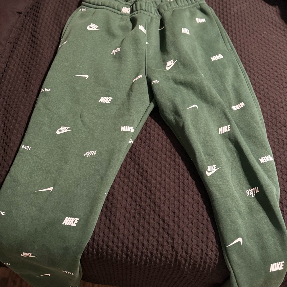 Men’s Nike Pants